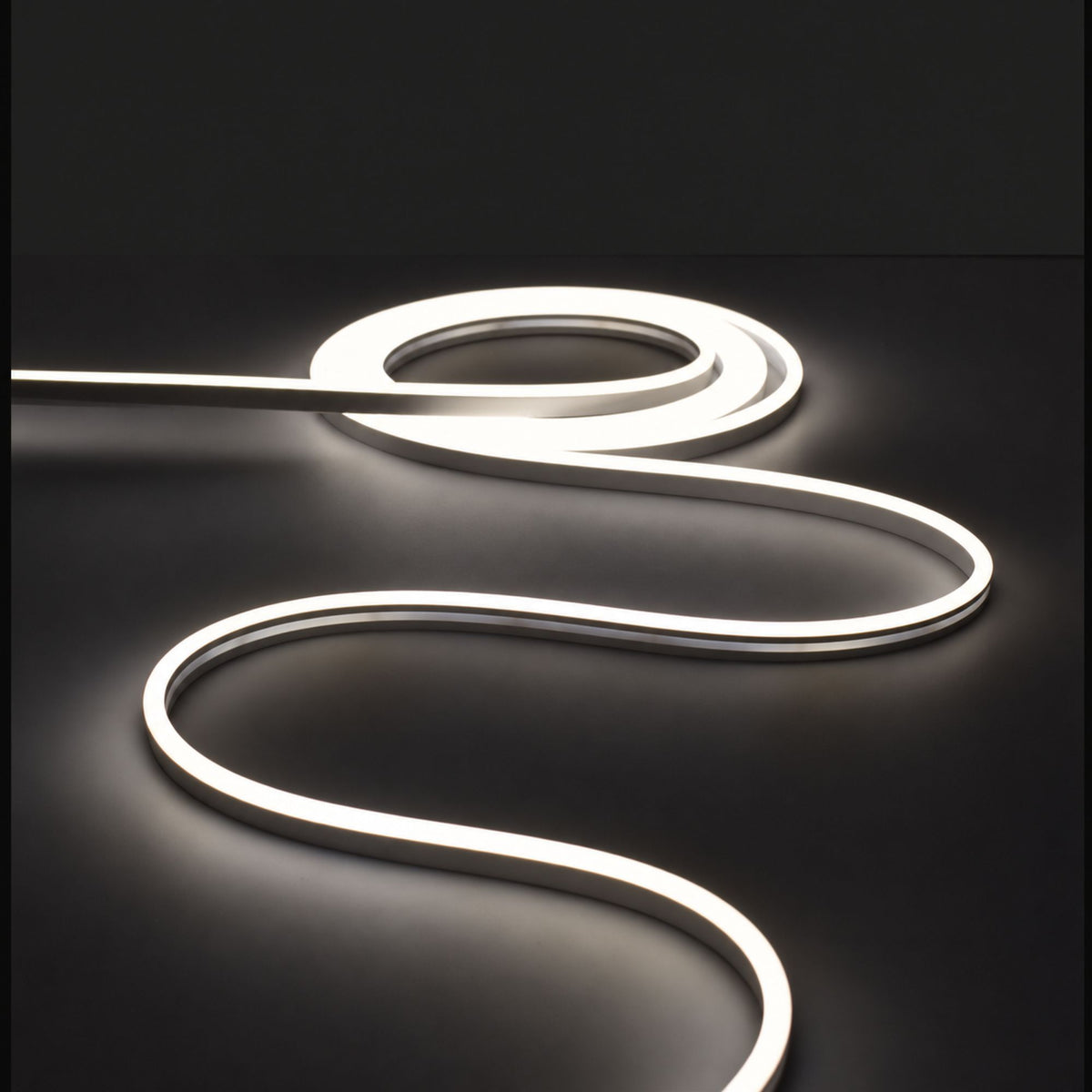 Neón LED flexible 24V DC - 6x13mm - 5 metros - Kit completo - 11W/m - IP67 - Curvatura lateral (18)