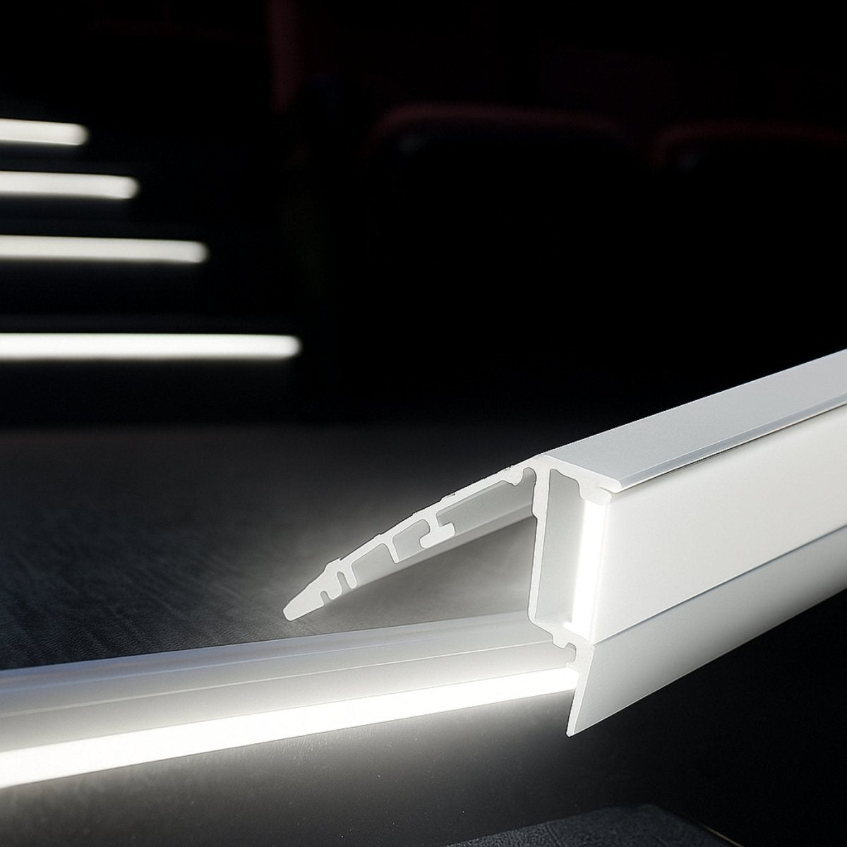 Perfil tira LED para escaleras - 54mm - Con difusor - 2 metros - 1mm - 360g/m - Barcelona Led-Accesorios