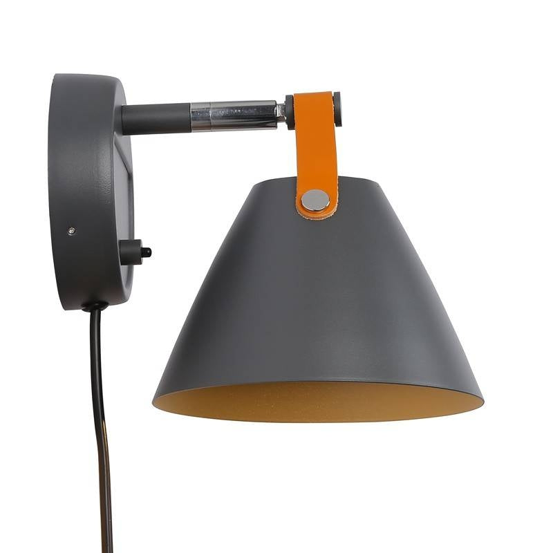 Aplique de pared de cuero "Ellen" con cable y interruptor (3)