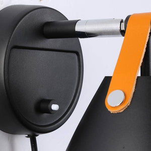 Aplique de pared de cuero "Ellen" con cable y interruptor (9)
