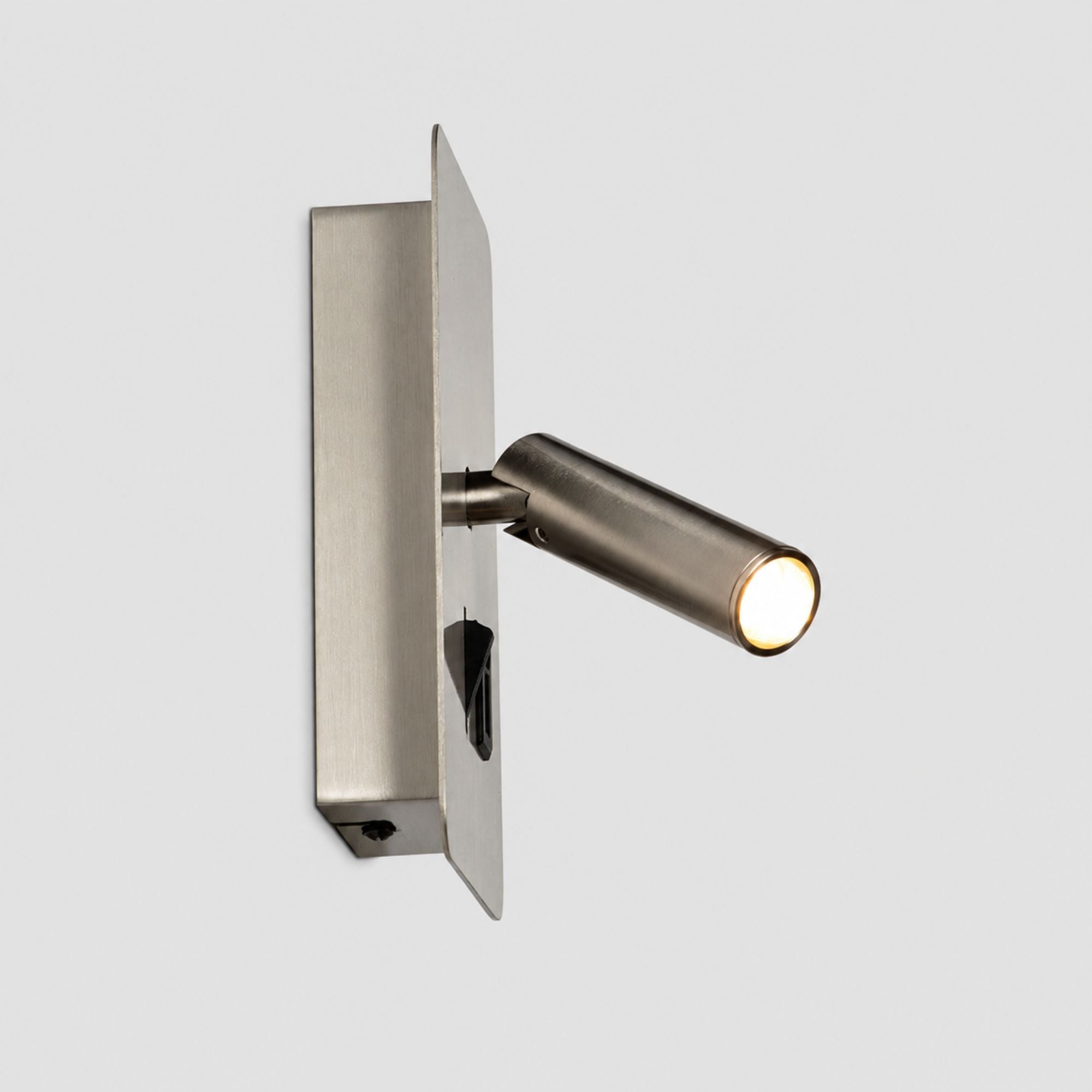 Aplique de pared "ALIX" - 3W - 2600K - USB+USB-C - Instalación superficie (2)