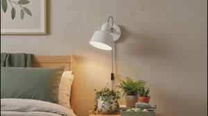 Aplique de pared interior "KUKKA" con interruptor y enchufe