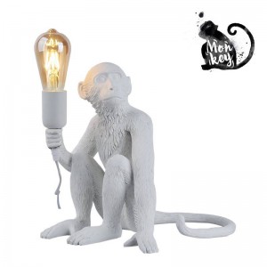 Affen-Tischleuchte „Rila“ aus Harz -  Tischlampe Weiß
