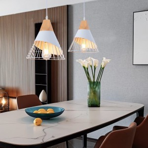 Skandi Hängeleuchte „Ador“ aus Metall und Holz - E27 Hängelampe für den Wohnraum - minimalistisch