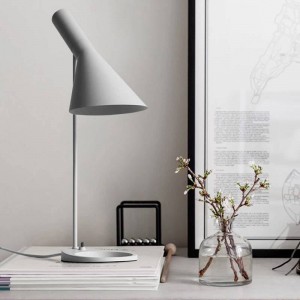 Nordische E27 Tischlampe MARLENE - Arne Jacobsen Inspiration - Arbeitslicht, Lesen, Lernen, Schreibtisch