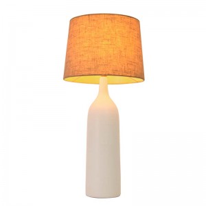 Keramische Lampe mit Lampenschirm für das Wohnzimmer "BETTY".