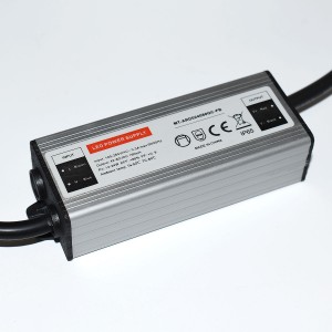 Wasserdichtes LED-Einbaudownlight - IP65 - 15W - Ausschnitt Ø 145-160mm