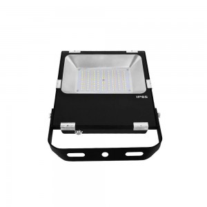 LED-Flutlicht 50W RGB+CCT WIFI Steuerung COB Chip IP65 85-260V 120º schwarzes Gehäuse