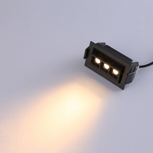 LED-Einbauleuchte 6W - schwenkbar - UGR18 - CRI90 - OSRAM LEDs - 2800K - gebündeltes Licht