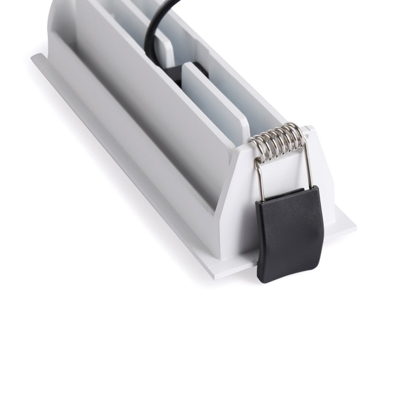 LED-Einbauleuchte 10W - schwenkbar - UGR18 - CRI90 - OSRAM LEDs - 2800K - Montagefedern LED-Einbauleuchte 10W - schwenkbar - UGR18 - CRI90 - OSRAM LEDs - 2800K - Montagefedern