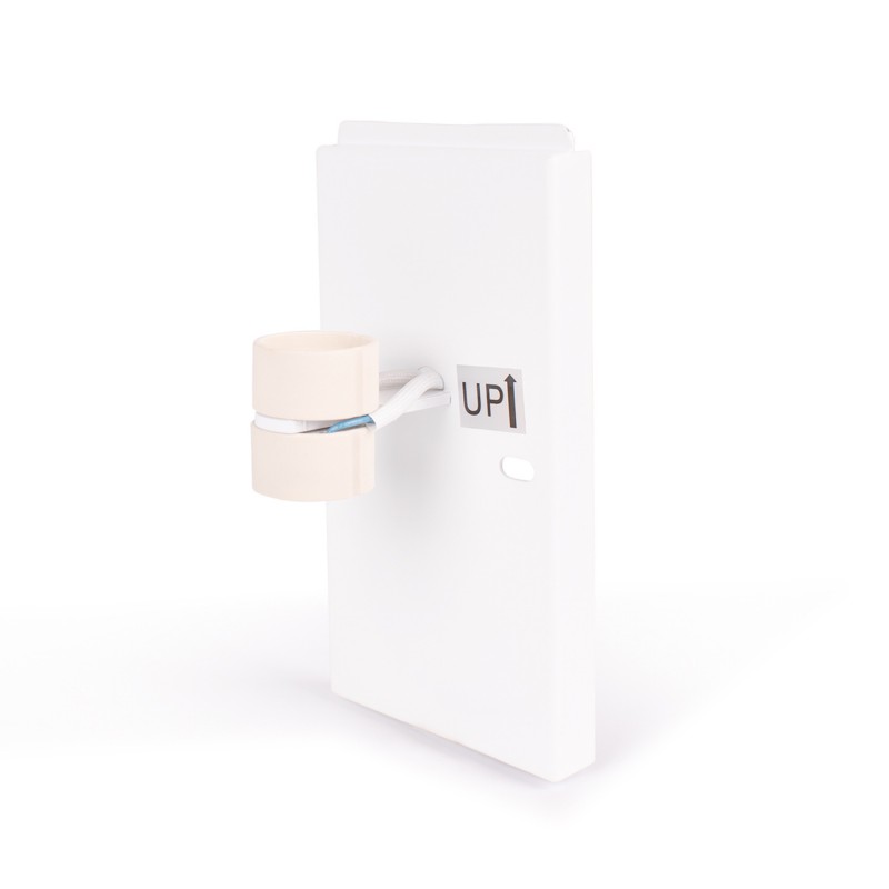 Wandleuchte „Durga“ aus Holz mit doppeltem Lichtaustritt - 2 x GU10 - Innen - Fassung Wandleuchte „Durga“ aus Holz mit doppeltem Lichtaustritt - 2 x GU10 - Innen - Fassung