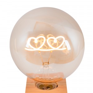 Dekorative Filament-Lampe „Hearts“ E27 G125 - 4W - 2200K - warme Beleuchtung - gemütlich