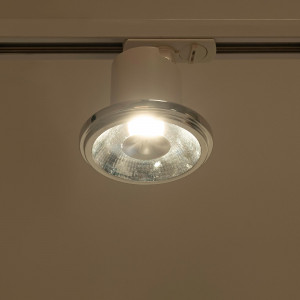 Schwenkbare und drehbare Lampe - 1 Phasen Schienenstrahler mit GU10 AR111 Fassung