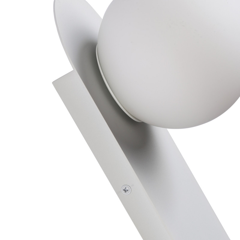 Wandleuchte „Brian“ mit Opalglaskugel - E27 Fassung für Interieur, Weiß, modern, Skandi