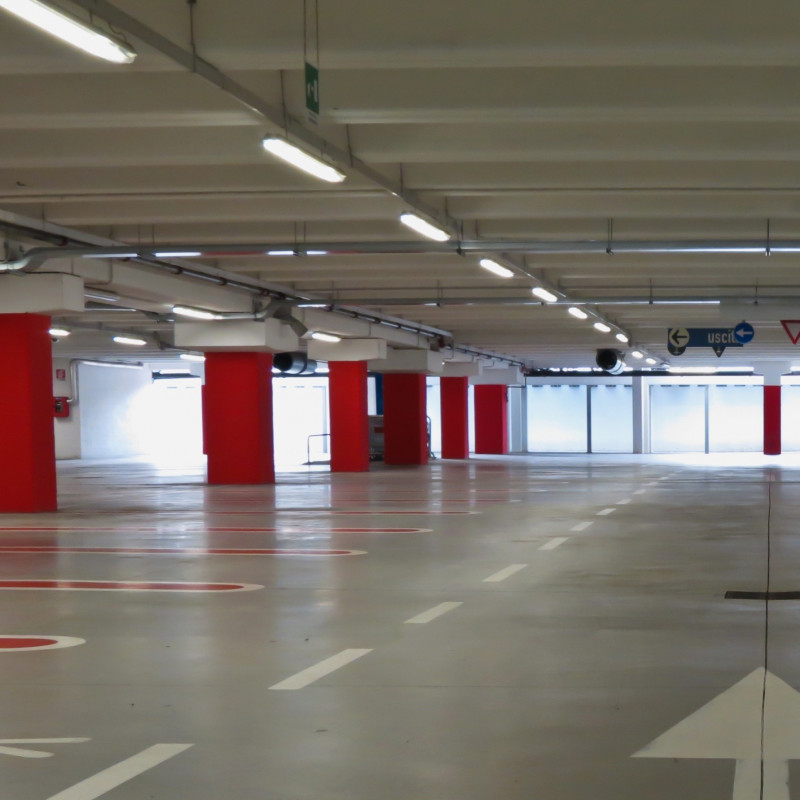 Kit Doppelte Feuchtraumleuchte 120cm + 2 LED Röhren T8 - 18W - 6000K - Parkplatz, Büro, Wohnraum