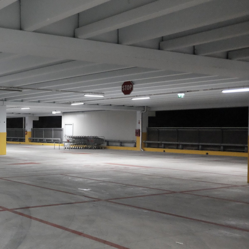 Kit Feuchtraumleuchte 120cm + LED-Röhre T8 18W - 6000K - Parkplatz, Waschraum, Feuchtigkeit, Regen Kit Feuchtraumleuchte 120cm + LED-Röhre T8 18W - 6000K - Parkplatz, Waschraum, Feuchtigkeit, Regen