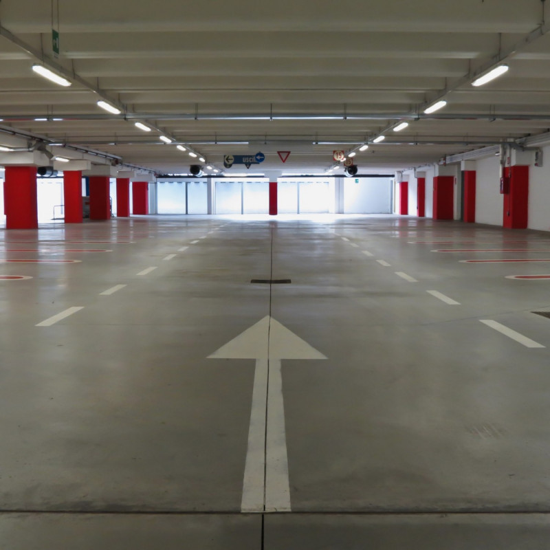 Kit Feuchtraumleuchte 120cm + LED-Röhre T8 18W - 6000K - Parkplatz, Waschraum, Feuchtigkeit, Regen Kit Feuchtraumleuchte 120cm + LED-Röhre T8 18W - 6000K - Parkplatz, Waschraum, Feuchtigkeit, Regen