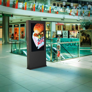 Digital Signage Outdoor Werbung Touch-Infostele LCD 55" Android Außenbereich Werbestele