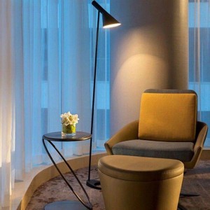 Minimalistische Stehlampe E27 MARLENE - Arne Jacobsen Inspiration