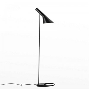 Skandi Stehlampe E27 - Arne Jacobsen Inspiration