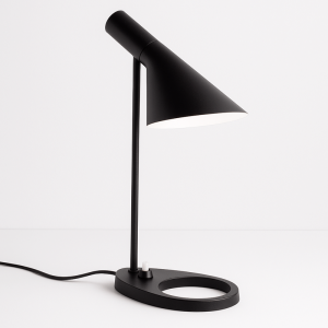 Designer Tischleuchte „Marlene“