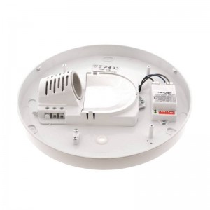 Surface mounted LED ceiling light with sensor for E27 bulb