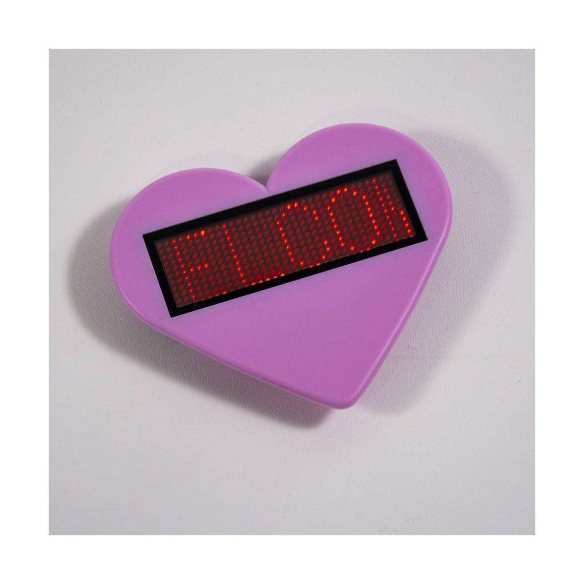 DISTINCTIVE PORTABLE PROGRAMMABLE LED SIGN WITH HEART SHAPE