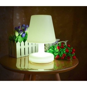Rechargeable outdoor LED table lamp