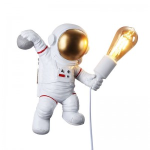 Astronaut wall sconce "Conrad".