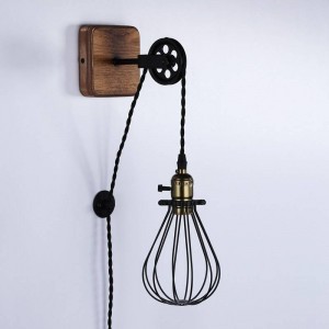 Vintage hanging wall light "PENDOL" pulley and socket