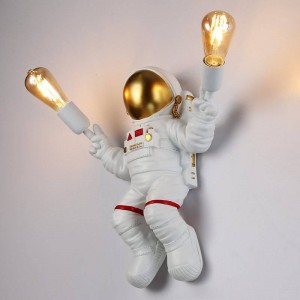 ELLEN" Astronaut wall lamp for children