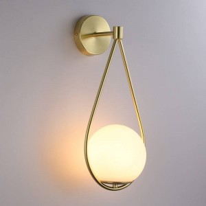 Glass ball wall lamp "Clara".