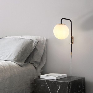 Plug-in crystal ball wall sconce "Bilsen" - E27