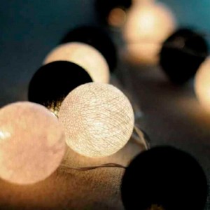 LED Garland cotton balls 20 Balls with USB 3m-IP44-4cm