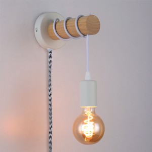 Wooden wall light with switch and plug "MILA".