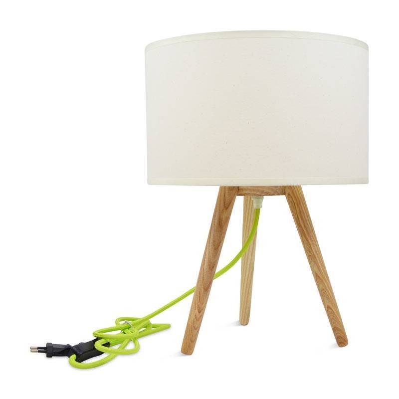 Kanda table lamp in Nordic style