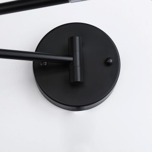 detail of the wall lamp