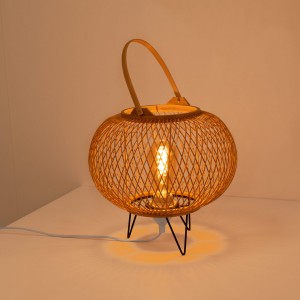 Lamp with white cable on