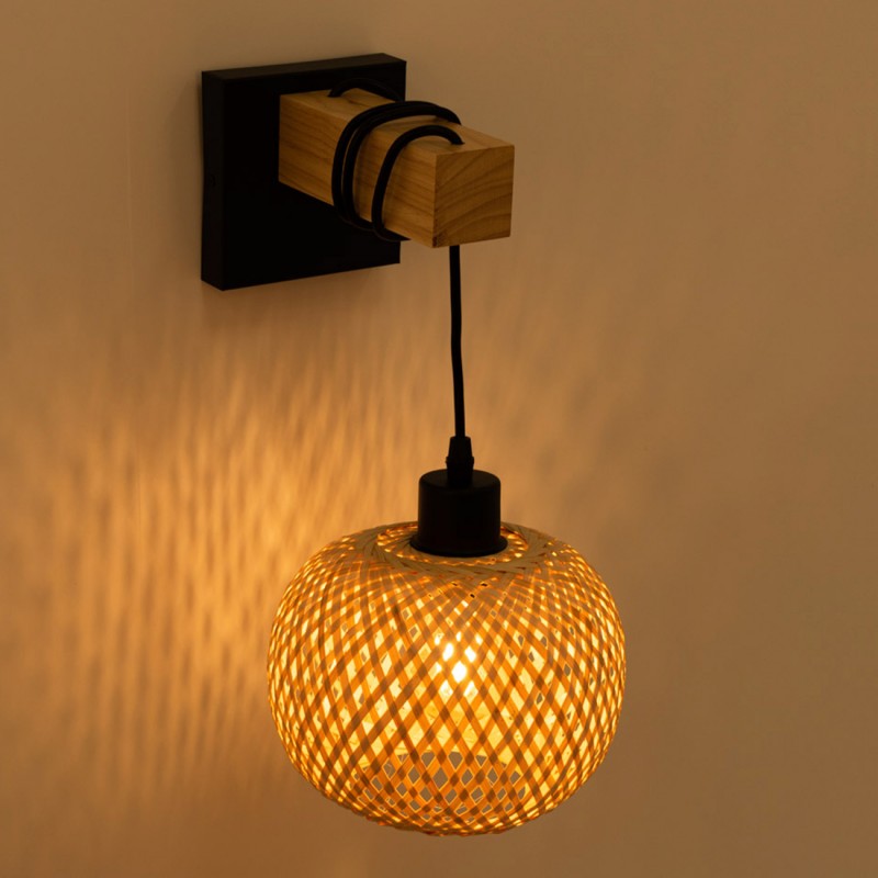 Wall lamp wood and wicker "Shelley" with plug - E27 Wall lamp wood and wicker "Shelley" with plug - E27