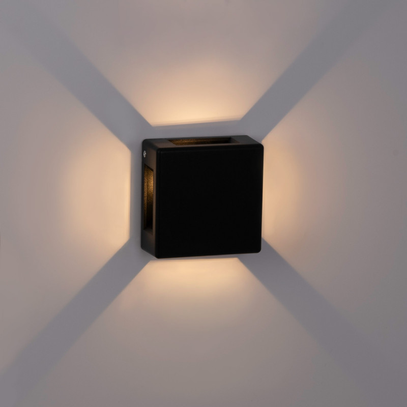 "Square 4" outdoor LED wall light - 6W - IP54 "Square 4" outdoor LED wall light - 6W - IP54