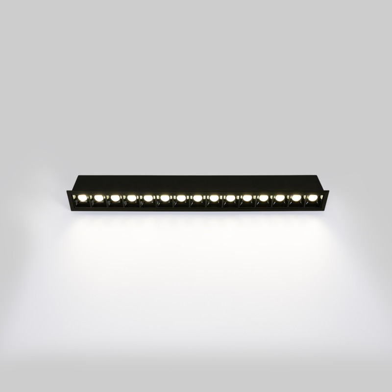 Recessed linear LED downlight - 30W - UGR18 - CRI90 - OSRAM Chip - 4000K - Black Recessed linear LED downlight - 30W - UGR18 - CRI90 - OSRAM Chip - 4000K - Black