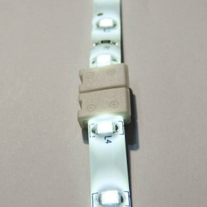 Connector for single color LED strips 8mm direct without cable