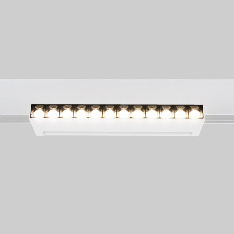 Adjustable linear spotlight for magnetic track 48V- 12W - 4000K - OSRAM Chip - UGR18 - White Adjustable linear spotlight for magnetic track 48V- 12W - 4000K - OSRAM Chip - UGR18 - White