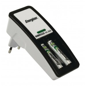 Energizer Battery Charger 2 HR03 (AAA) 700mAh with 2 batteries included