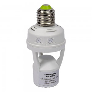 Adapter for E27 LED bulb with PIR motion sensor