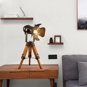 Vintage table lamp with tripod