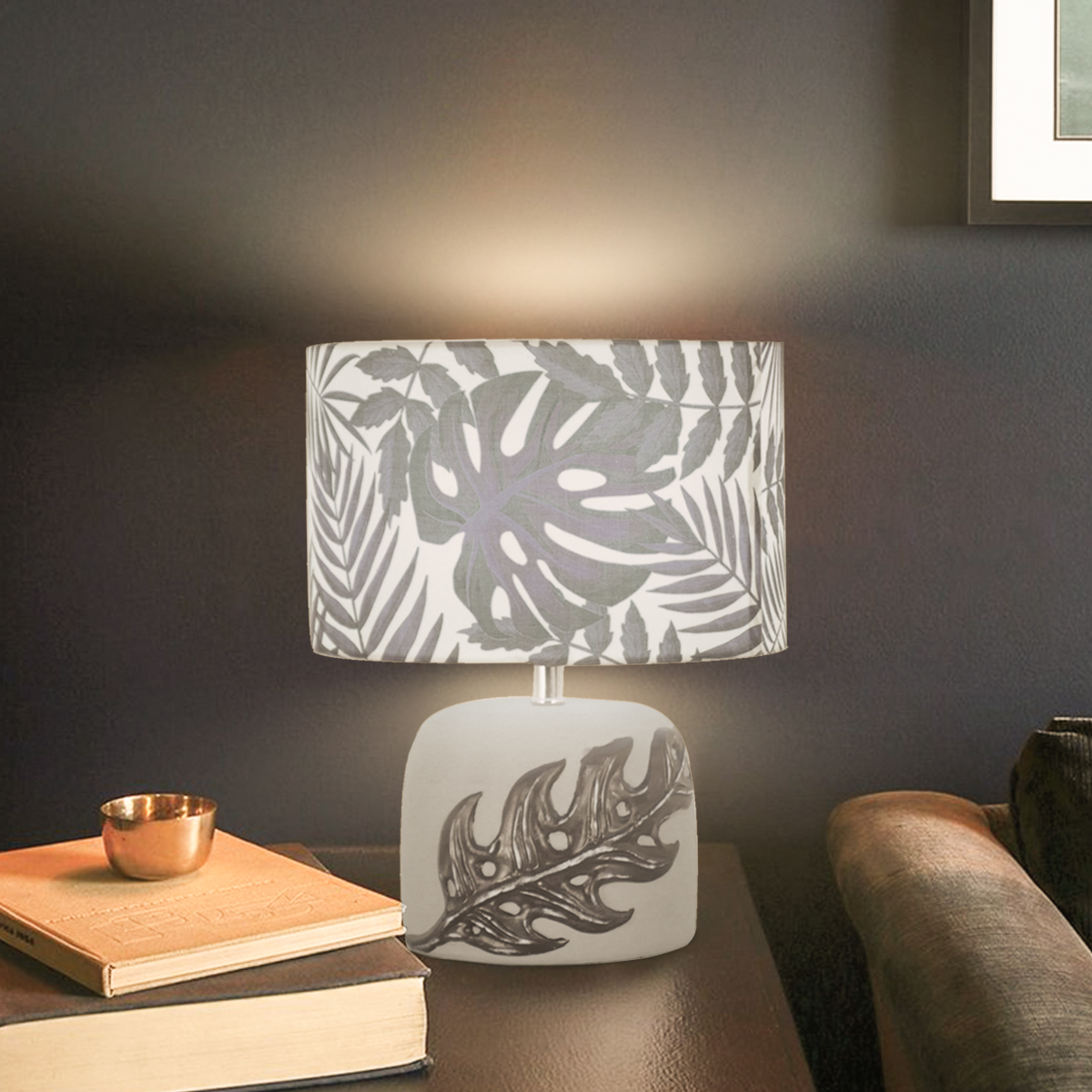 lámpara de mesa gris