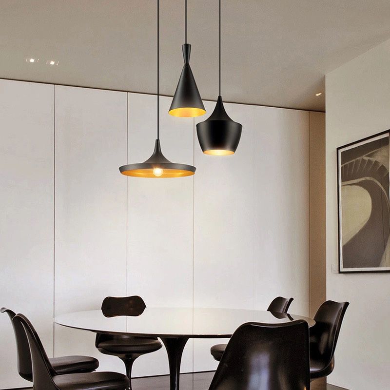 lampara colgante aluminio metal negro interior dorado