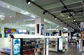 iluminación led de tiendas de estética y belleza