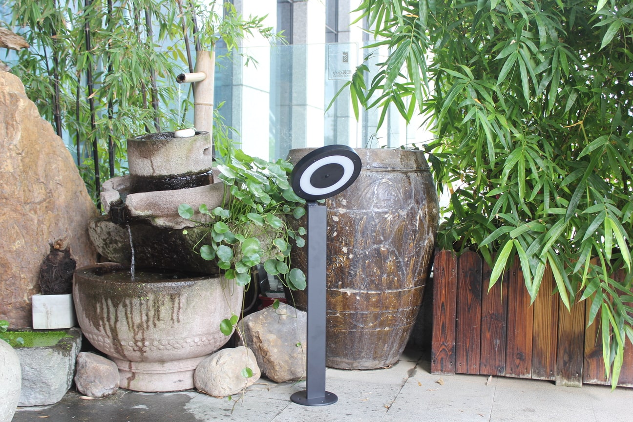 BASE TIPO BOLARDO IP65 PARA CANDEEIRO SOLAR LED EXTERIOR